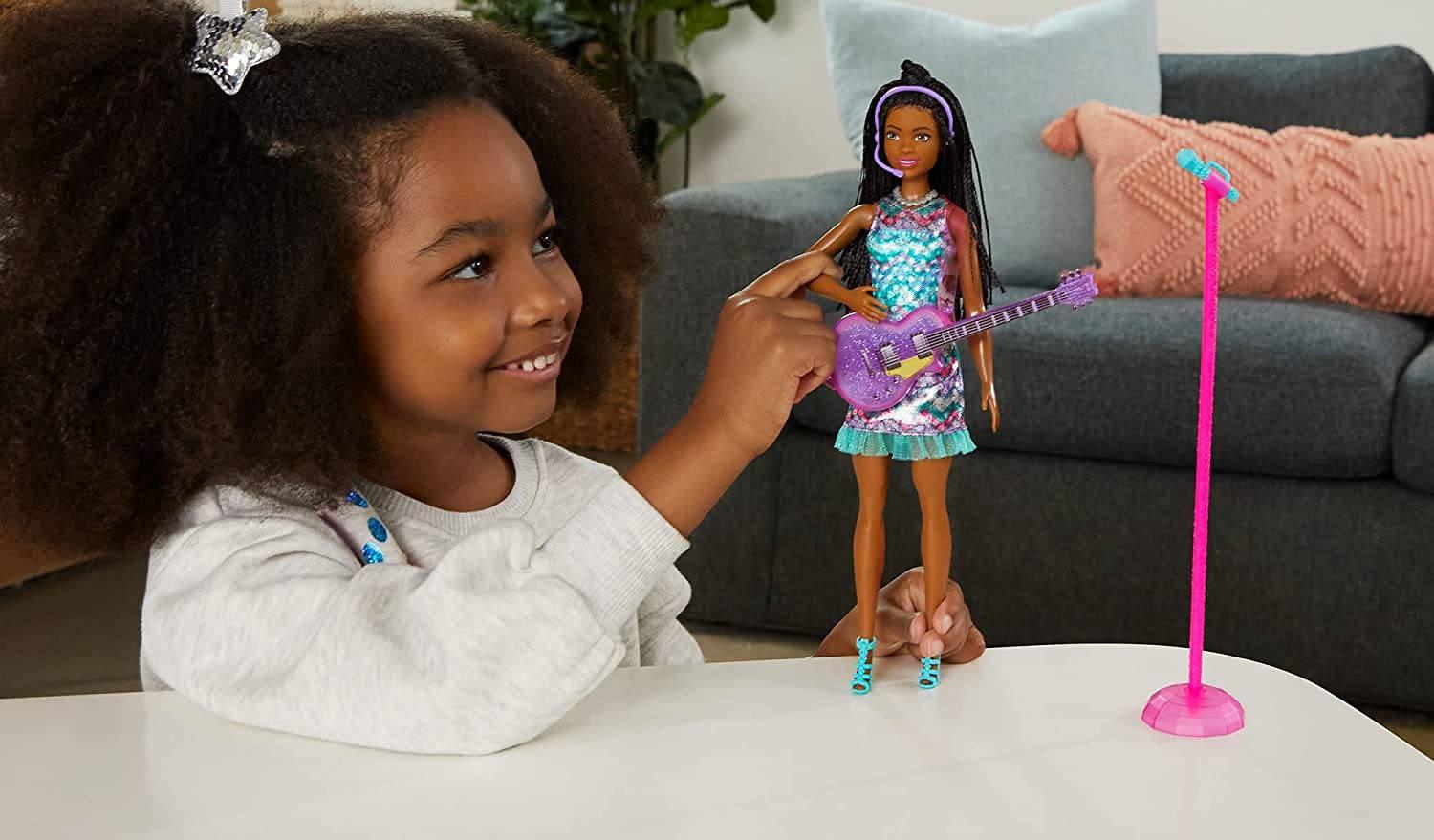 Barbie Music Brooklyn Feature Doll-English Speaking GYJ22